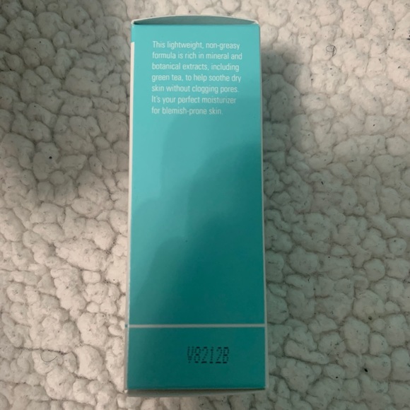 Proactiv Green Tea Moisturizer - Picture 3 of 5